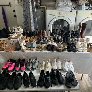 Mostly all slightly used shoes, size 6.5